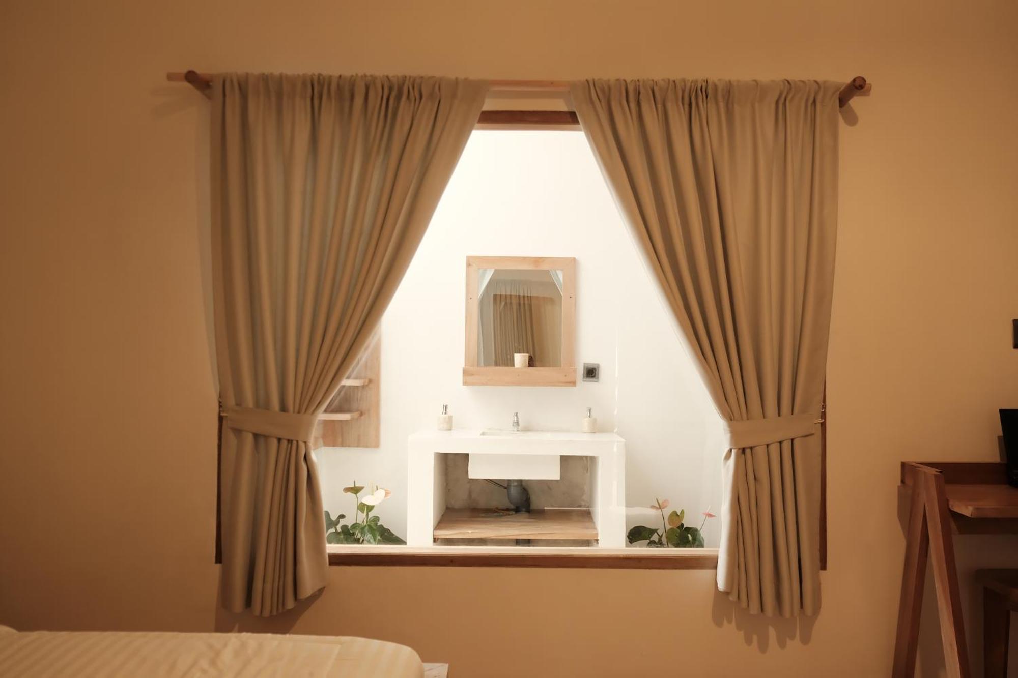 מלון טטבאטו Alora House Lombok Tete Batu מראה חיצוני תמונה